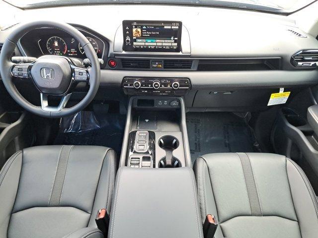 new 2025 Honda Pilot car