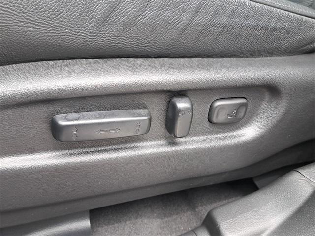used 2021 Honda Pilot car, priced at $29,900