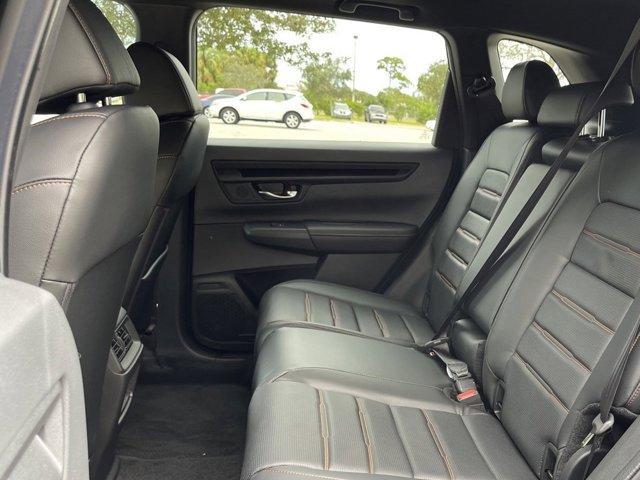new 2025 Honda CR-V Hybrid car, priced at $39,045