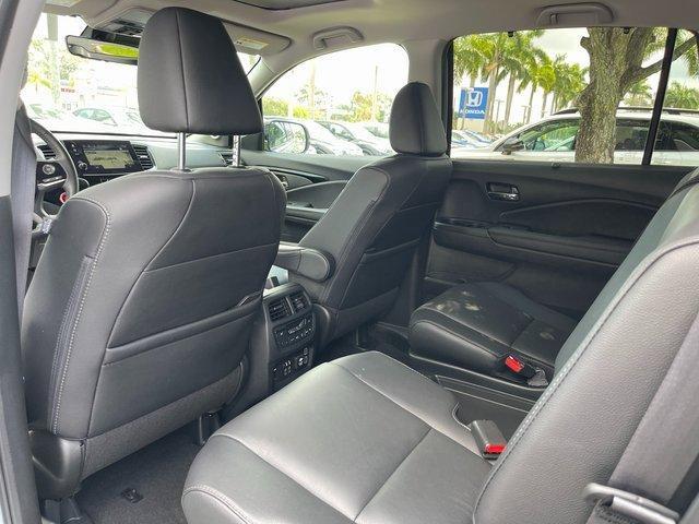 used 2022 Honda Pilot car, priced at $35,790