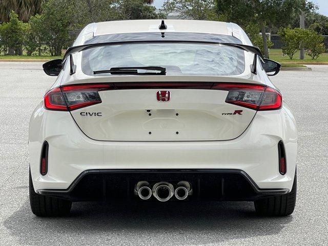 new 2024 Honda Civic Type R car