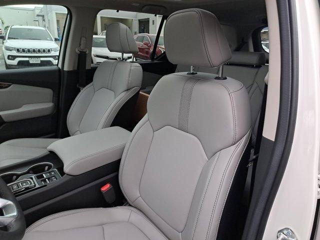 new 2025 Honda Pilot car, priced at $51,125