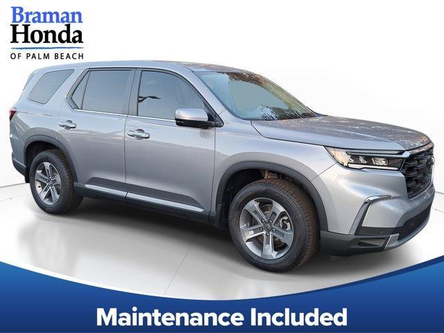 new 2025 Honda Pilot car, priced at $45,725
