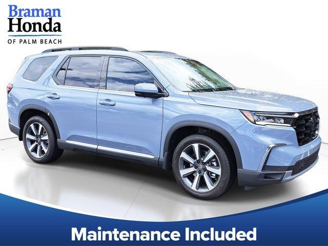 new 2025 Honda Pilot car, priced at $55,975