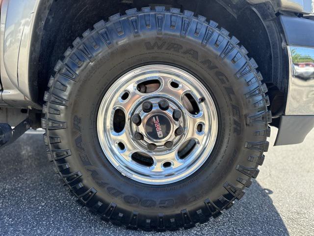 used 2002 GMC Sierra 2500 car, priced at $8,995