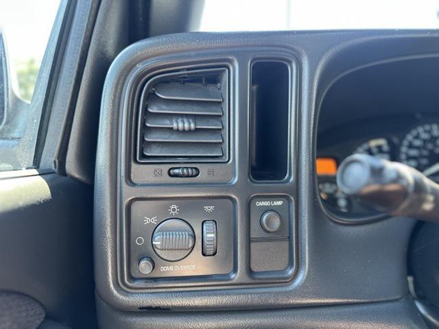 used 2002 GMC Sierra 2500 car, priced at $8,995