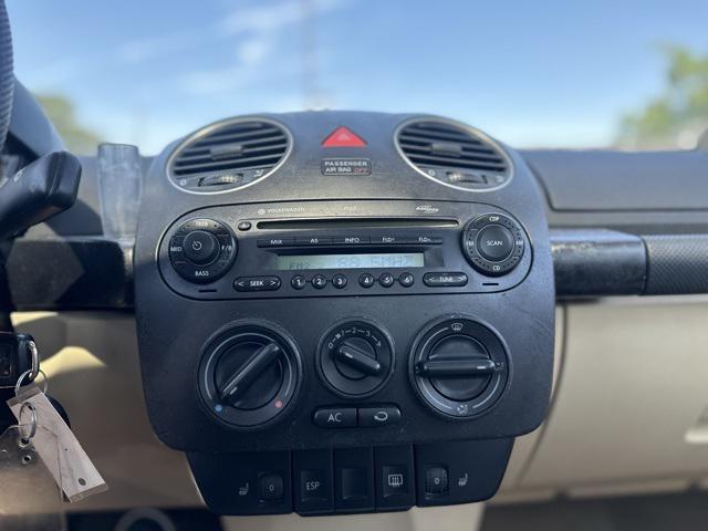 used 2007 Volkswagen New Beetle car, priced at $3,995