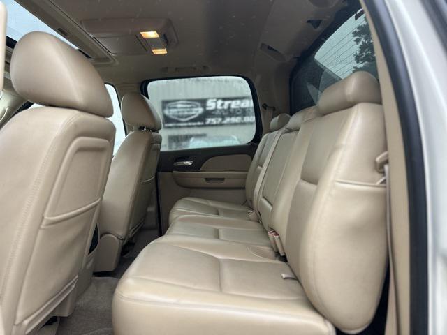 used 2011 Chevrolet Avalanche car, priced at $10,595