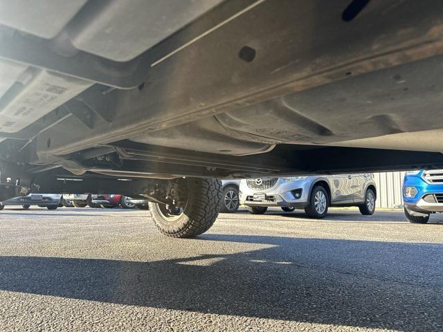 used 2005 Chevrolet Suburban car, priced at $9,995