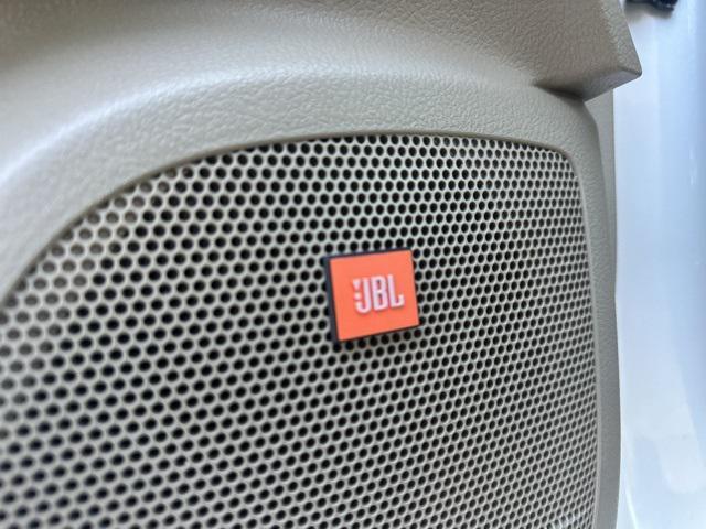 used 2013 Toyota Highlander car, priced at $14,799