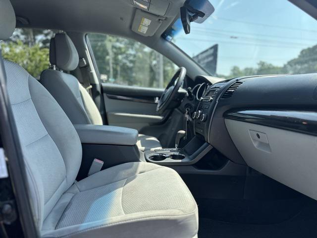 used 2011 Kia Sorento car, priced at $5,895