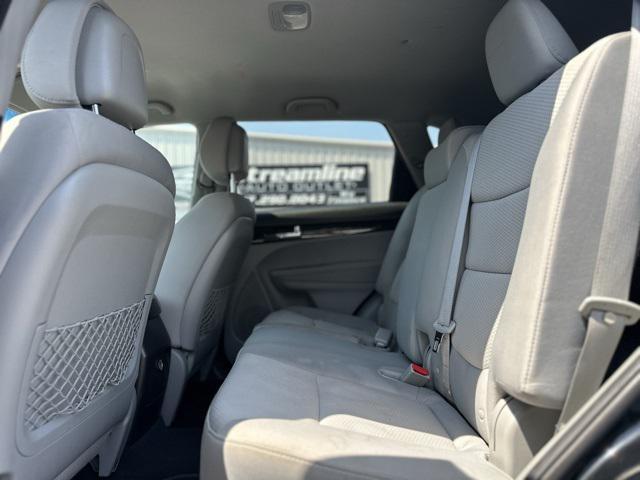 used 2011 Kia Sorento car, priced at $5,895