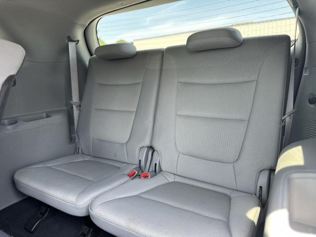 used 2011 Kia Sorento car, priced at $5,895