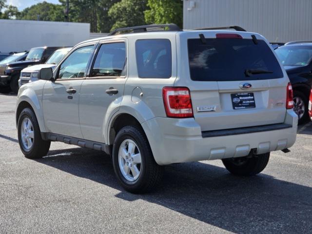 used 2009 Ford Escape car, priced at $4,795