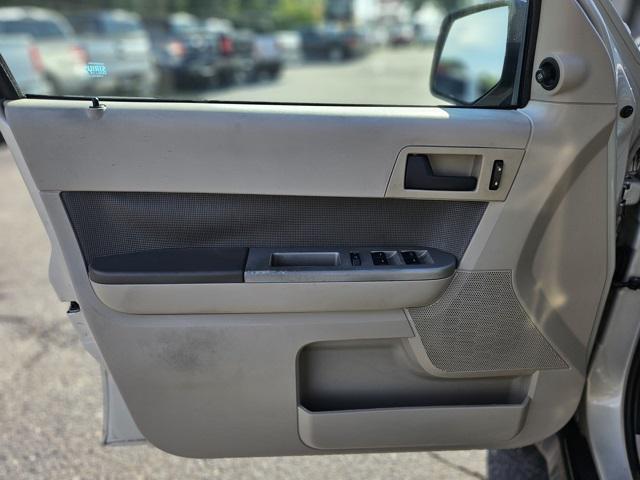 used 2009 Ford Escape car, priced at $4,795
