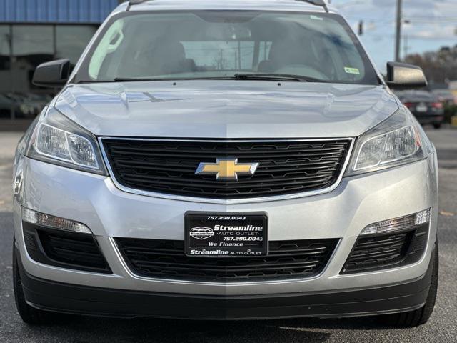 used 2016 Chevrolet Traverse car, priced at $7,500