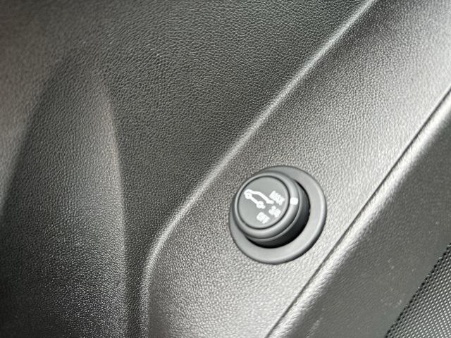 used 2019 Chevrolet Equinox car, priced at $10,995