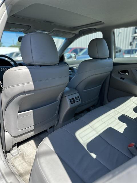 used 2009 Toyota Camry Hybrid car, priced at $8,995