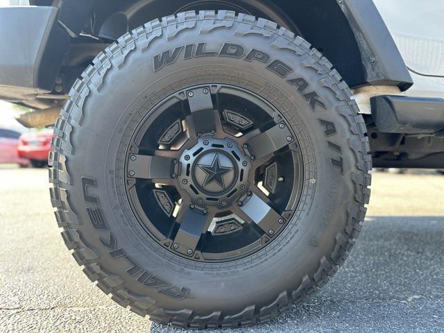 used 2017 Jeep Wrangler Unlimited car, priced at $14,995