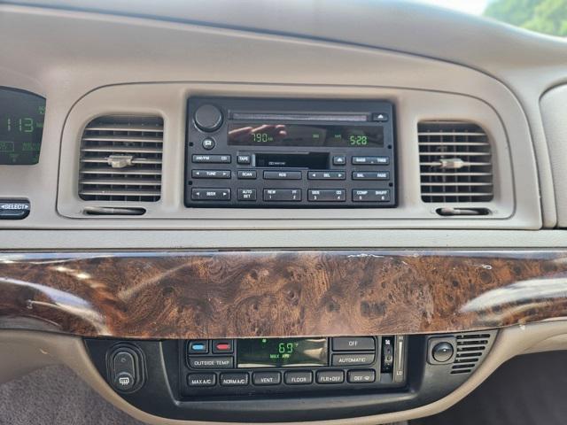 used 2005 Mercury Grand Marquis car, priced at $3,995
