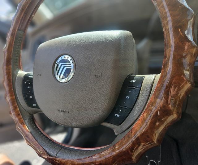 used 2005 Mercury Grand Marquis car, priced at $3,995