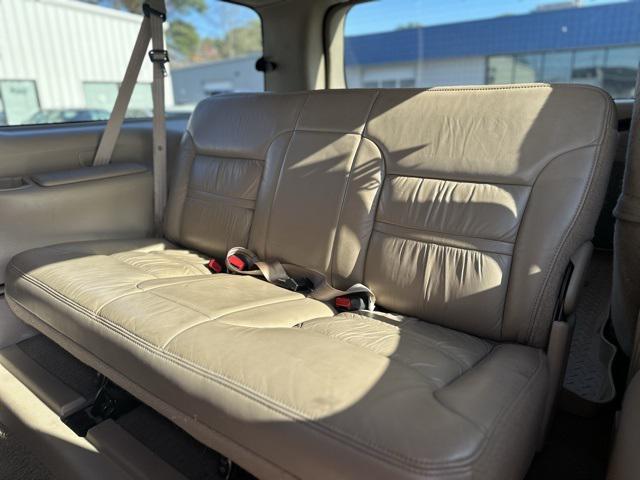 used 2000 Ford Excursion car, priced at $10,999