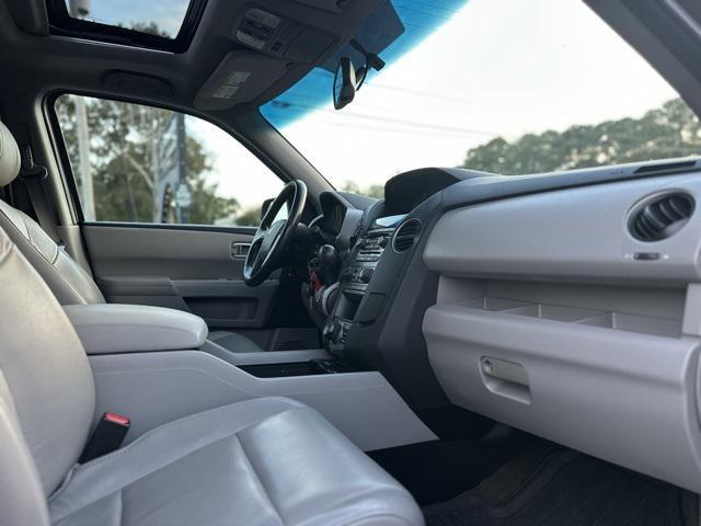 used 2015 Honda Pilot car, priced at $12,995