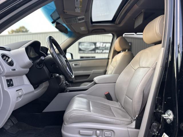 used 2015 Honda Pilot car, priced at $12,995