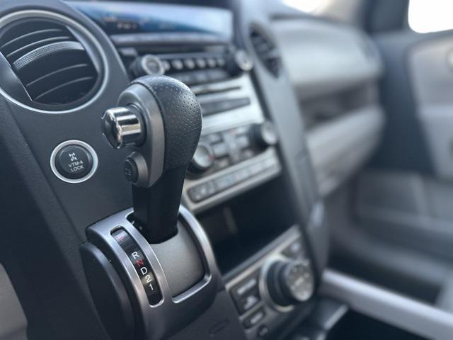 used 2015 Honda Pilot car, priced at $12,995