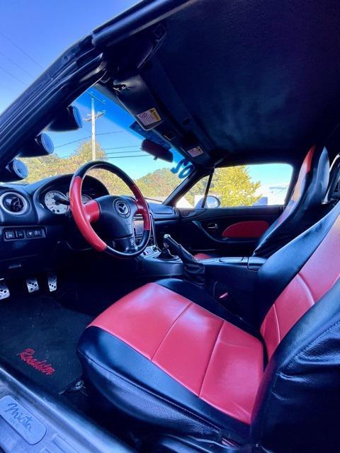 used 2002 Mazda MX-5 Miata car, priced at $8,995