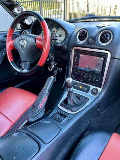 used 2002 Mazda MX-5 Miata car, priced at $8,995