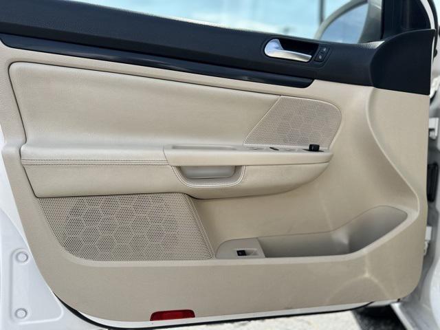 used 2011 Volkswagen Jetta SportWagen car, priced at $6,595
