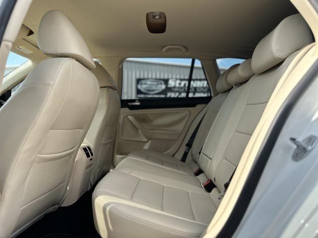 used 2011 Volkswagen Jetta SportWagen car, priced at $6,595