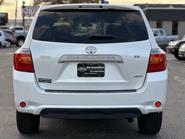 used 2008 Toyota Highlander car, priced at $4,999