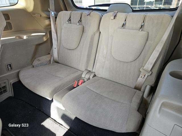 used 2013 Toyota Highlander car, priced at $9,995