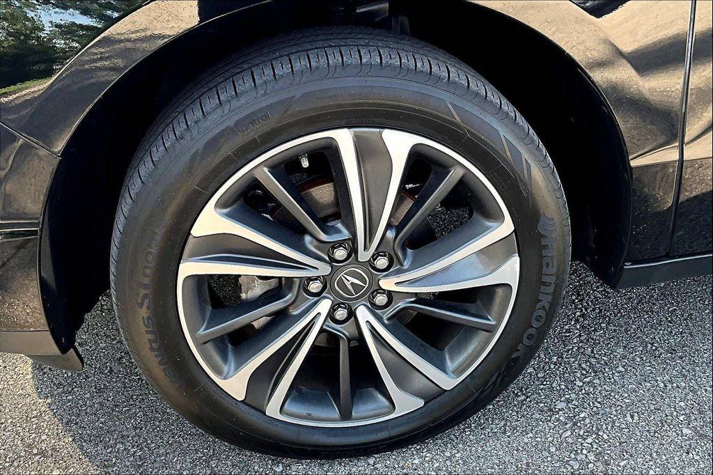 used 2020 Acura MDX car, priced at $28,500