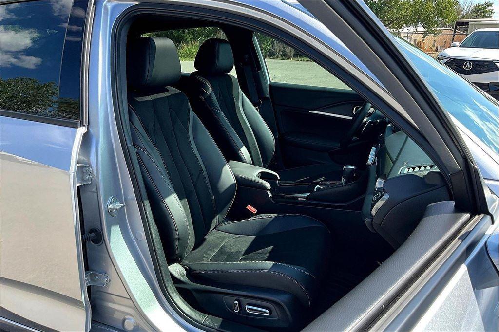 used 2025 Acura Integra car, priced at $31,500