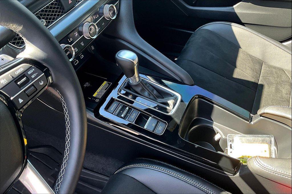 used 2025 Acura Integra car, priced at $31,500