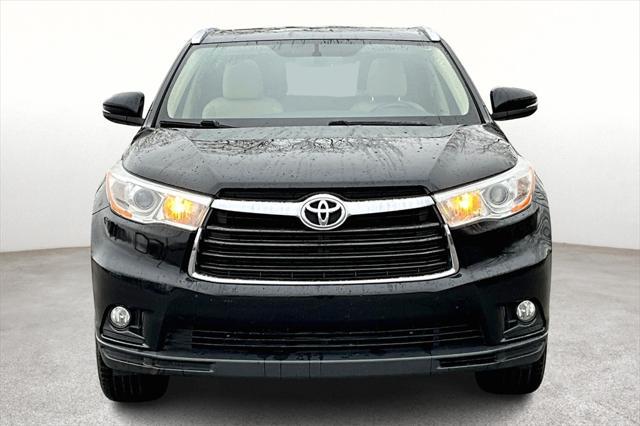 used 2014 Toyota Highlander car, priced at $17,000