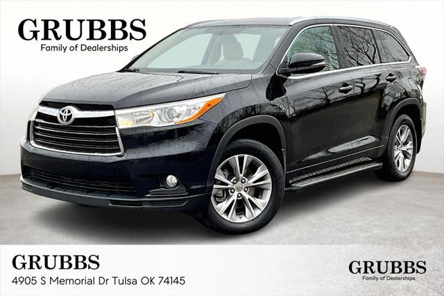 used 2014 Toyota Highlander car, priced at $17,000