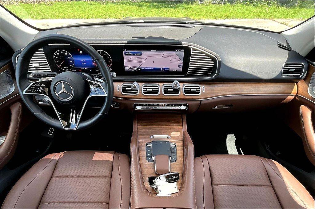 used 2024 Mercedes-Benz GLE 350 car, priced at $58,777