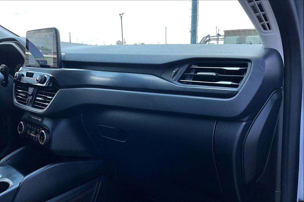 used 2022 Ford Escape car, priced at $27,500