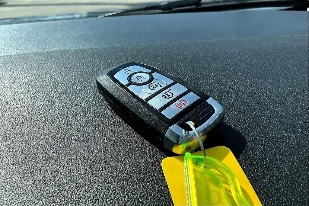 used 2022 Ford Escape car, priced at $27,500