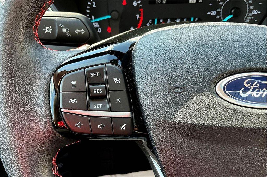 used 2022 Ford Escape car, priced at $27,500