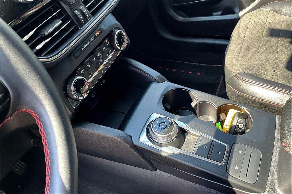used 2022 Ford Escape car, priced at $27,500