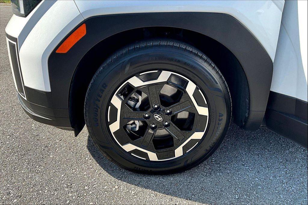 used 2024 Hyundai Santa Fe car, priced at $30,000