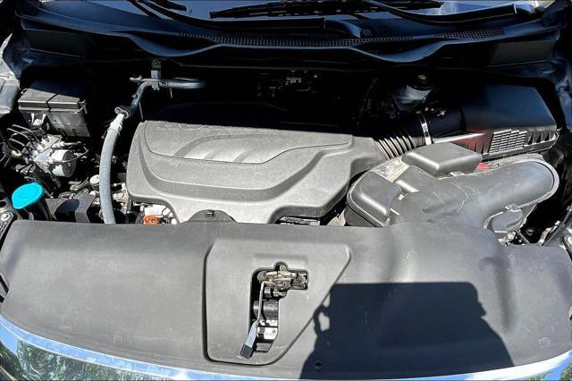 used 2024 Honda Odyssey car, priced at $45,444
