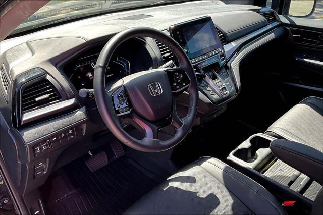 used 2024 Honda Odyssey car, priced at $45,444