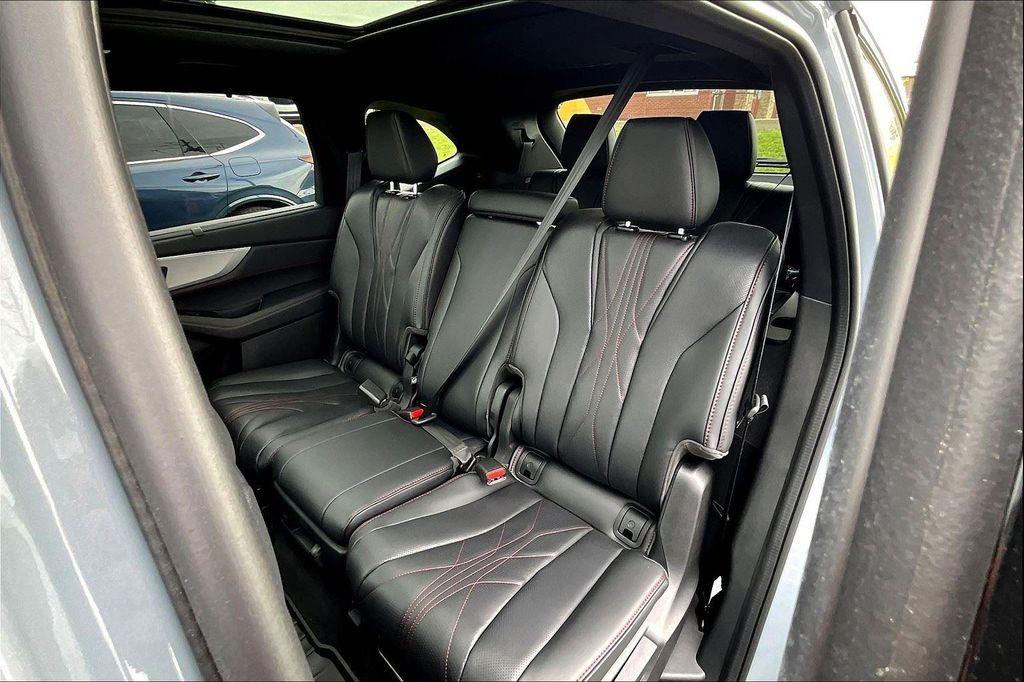 new 2026 Acura MDX car, priced at $71,749