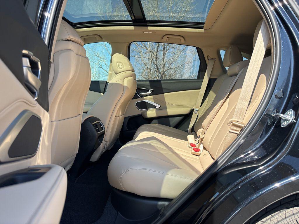 used 2024 Acura RDX car, priced at $34,900